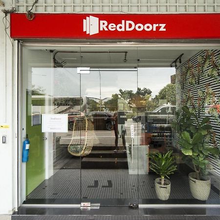 Reddoorz Hostel @ Kallang Mrt Singapore Exteriör bild