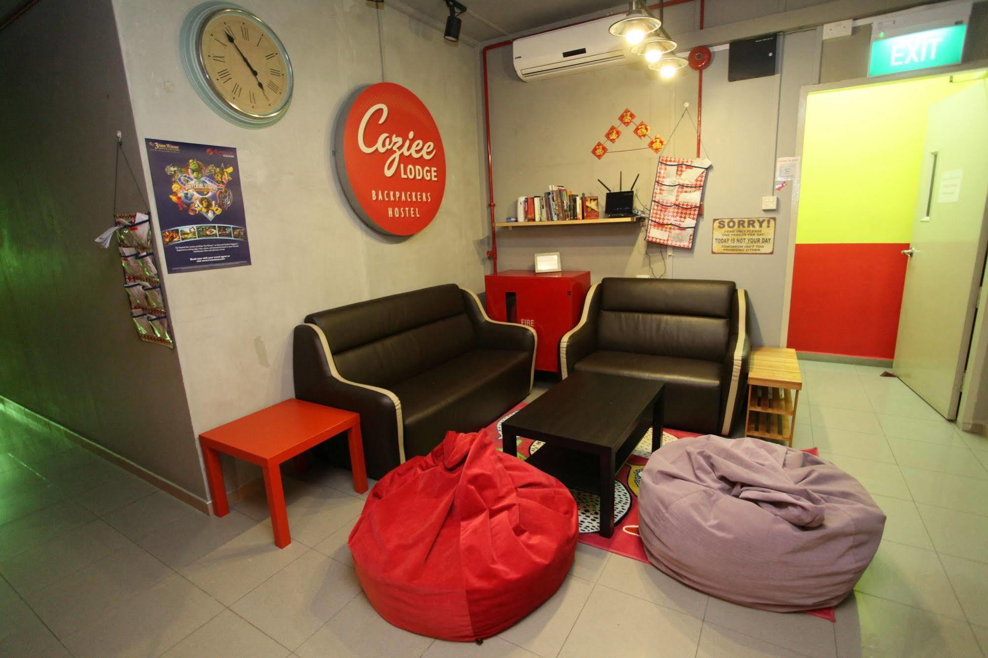 Reddoorz Hostel @ Kallang Mrt Singapore Exteriör bild
