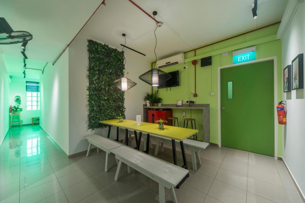 Reddoorz Hostel @ Kallang Mrt Singapore Exteriör bild