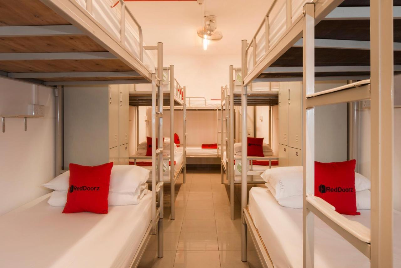 Reddoorz Hostel @ Kallang Mrt Singapore Exteriör bild